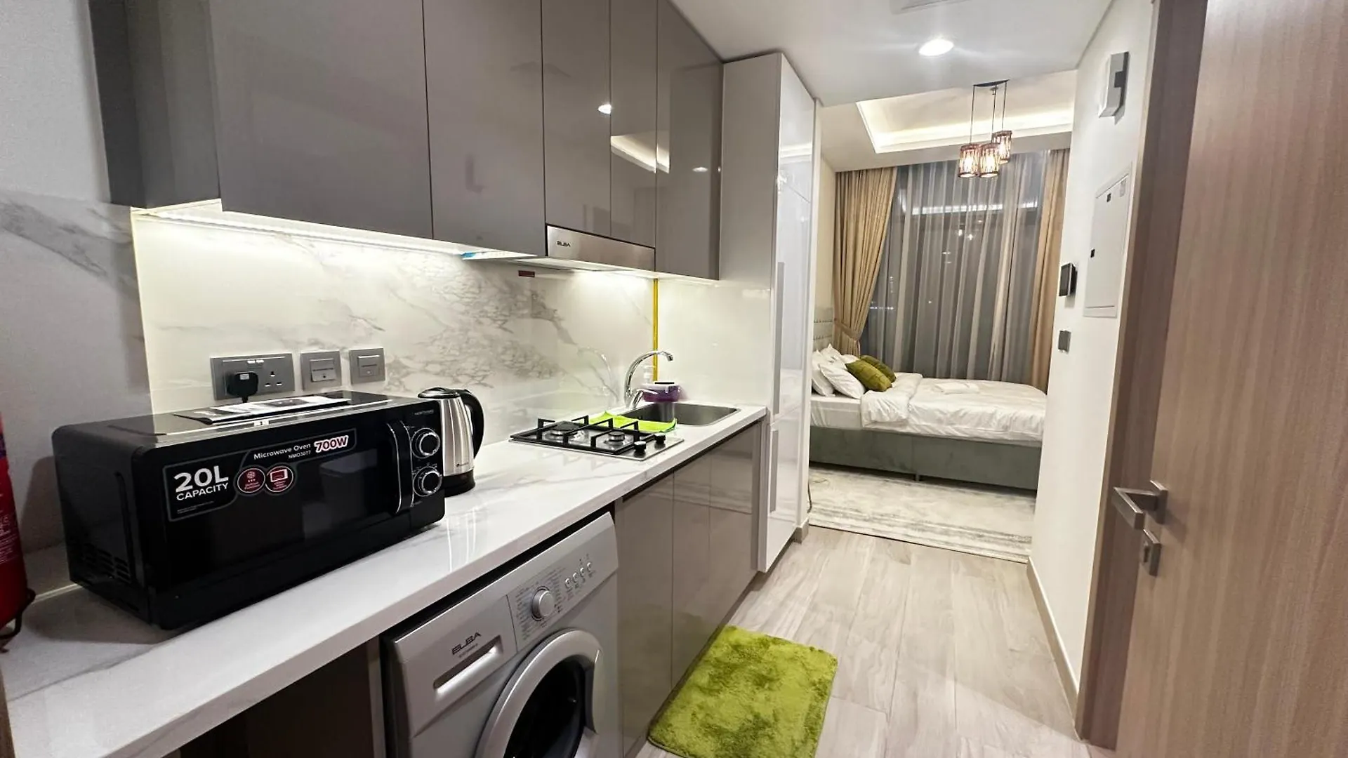 Eco-Friendly Feeling Cute Studio Dubai United Arab Emirates